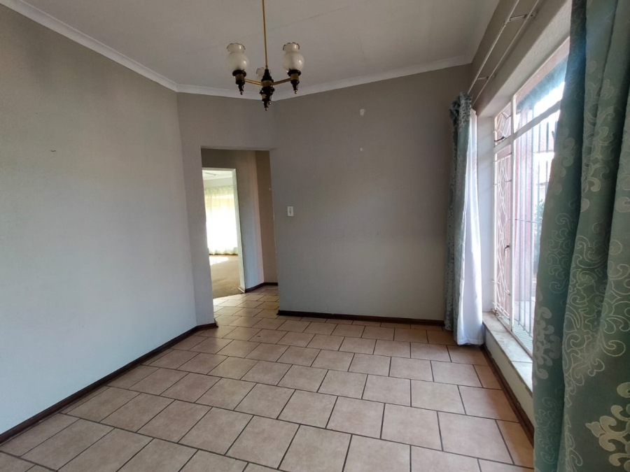 3 Bedroom Property for Sale in Helikonpark Gauteng
