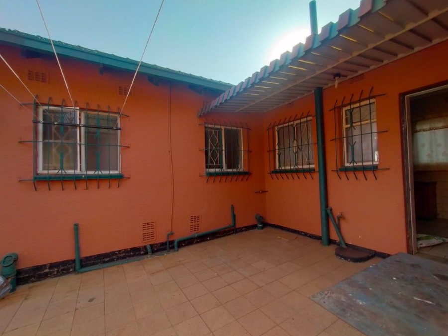 3 Bedroom Property for Sale in Helikonpark Gauteng