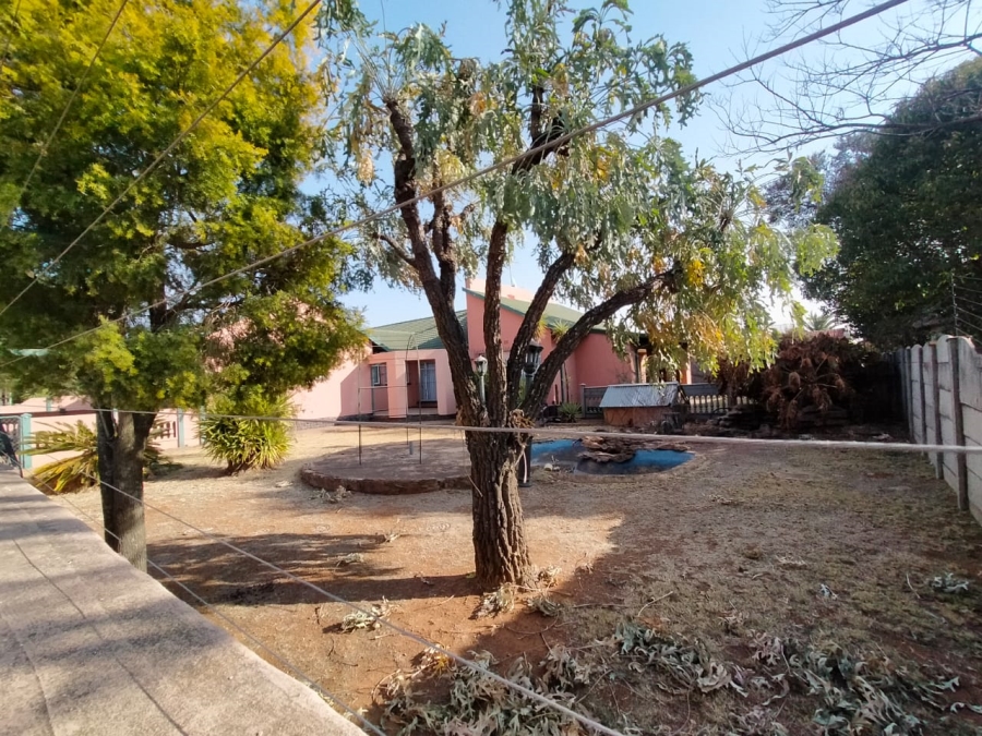 3 Bedroom Property for Sale in Helikonpark Gauteng