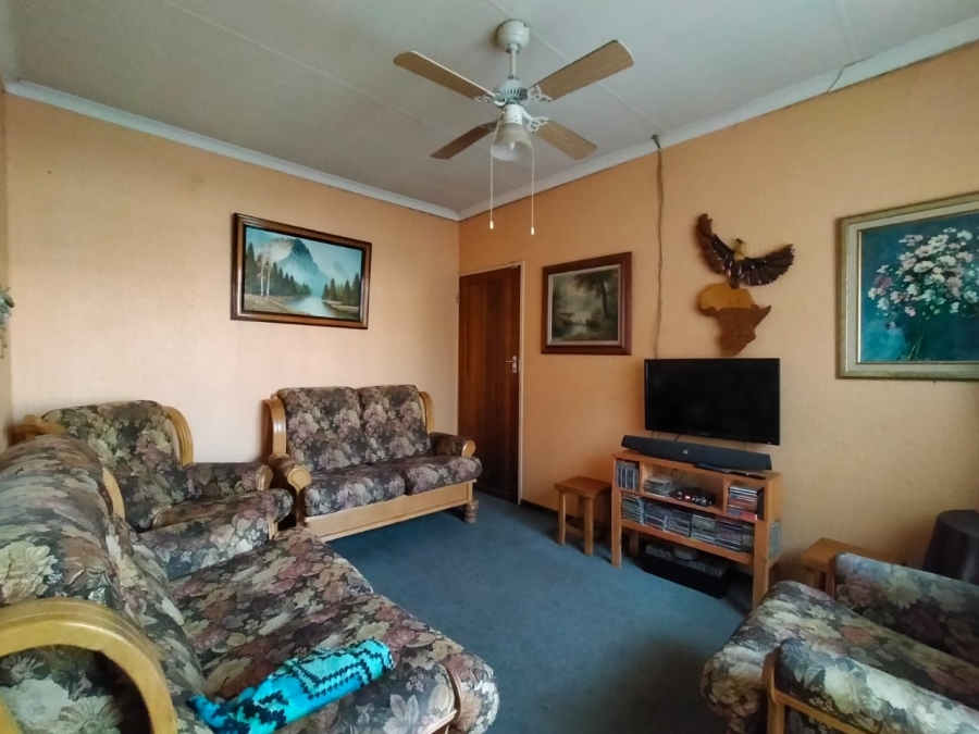 3 Bedroom Property for Sale in Westonaria Gauteng