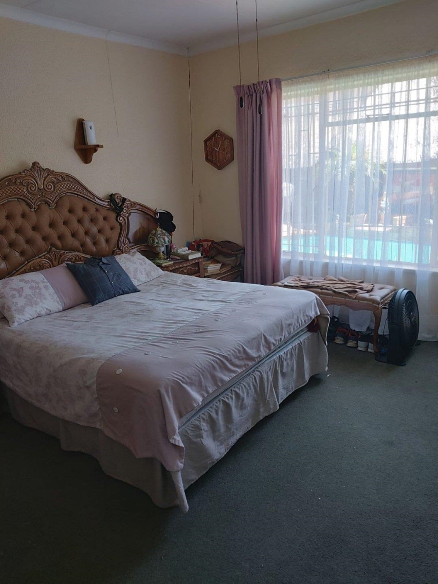 3 Bedroom Property for Sale in Westonaria Gauteng