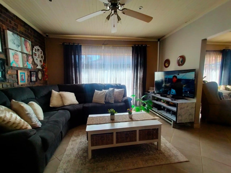 3 Bedroom Property for Sale in Randgate Gauteng