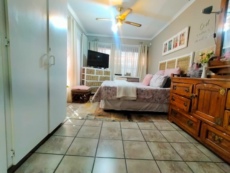 3 Bedroom Property for Sale in Randgate Gauteng