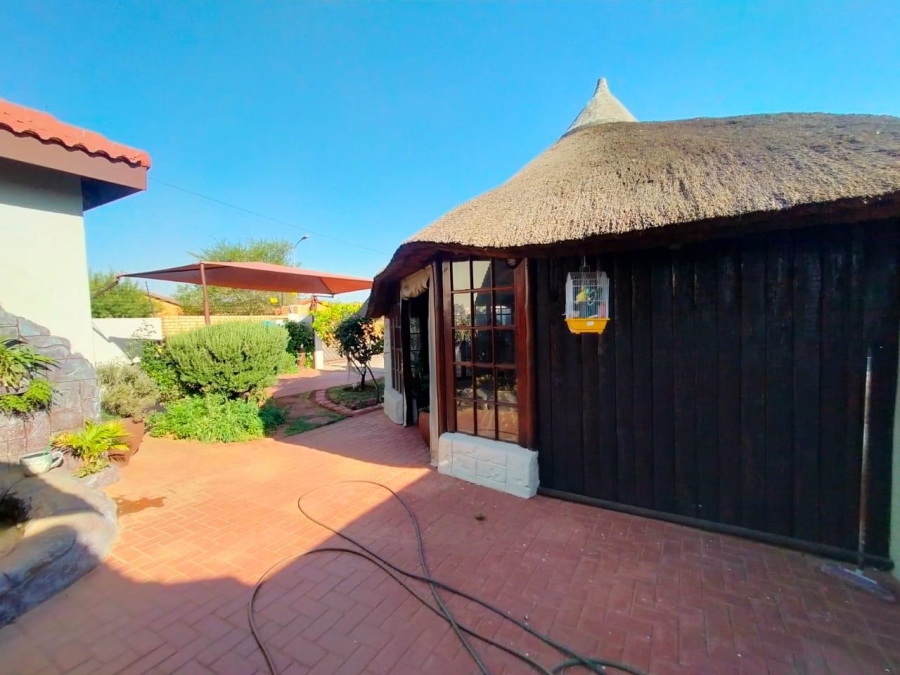 3 Bedroom Property for Sale in Eike Park Gauteng