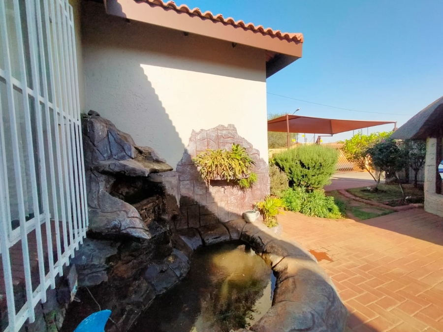 3 Bedroom Property for Sale in Eike Park Gauteng
