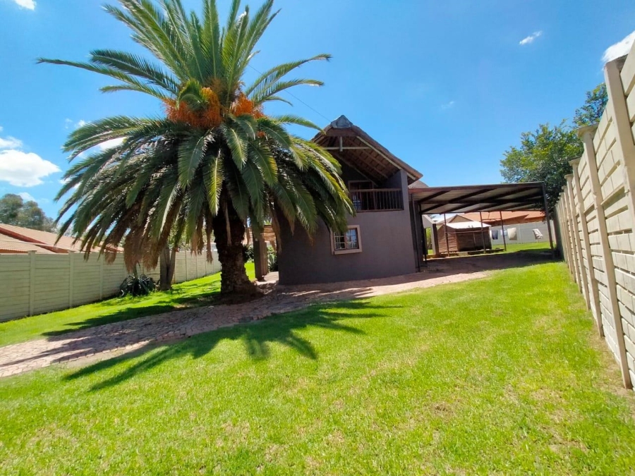 3 Bedroom Property for Sale in Greenhills Gauteng