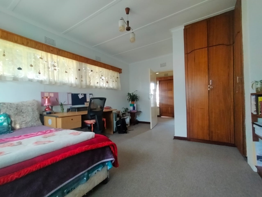 4 Bedroom Property for Sale in Greenhills Gauteng
