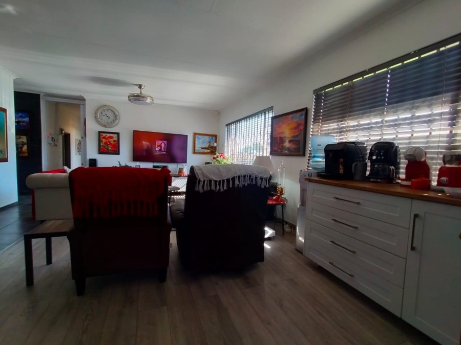 3 Bedroom Property for Sale in Greenhills Gauteng