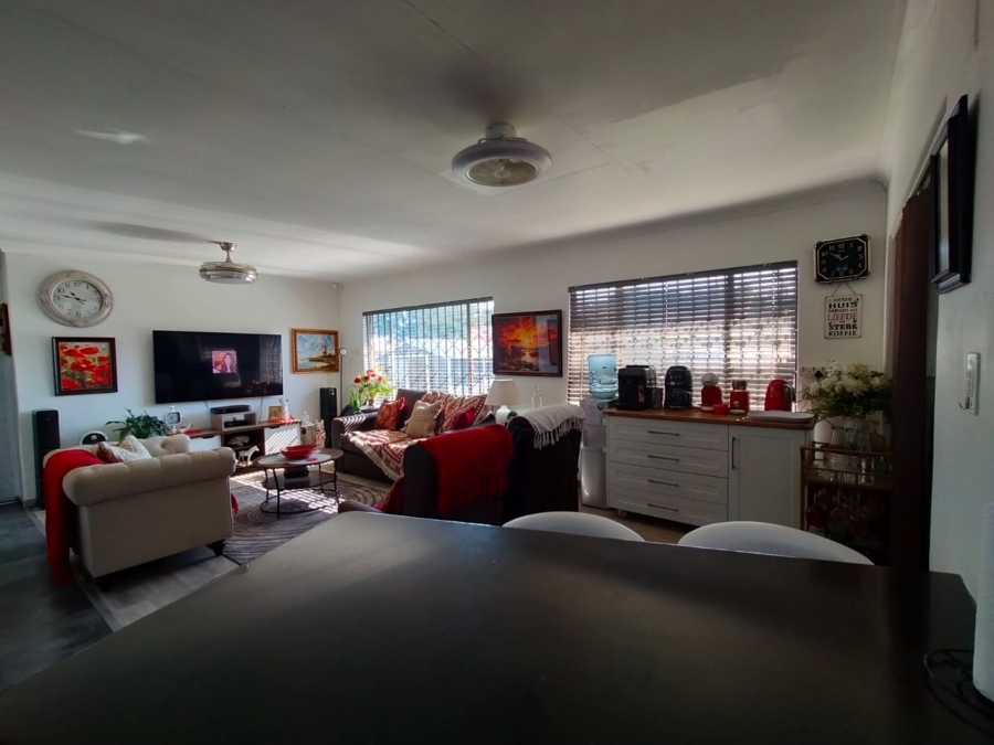 3 Bedroom Property for Sale in Greenhills Gauteng