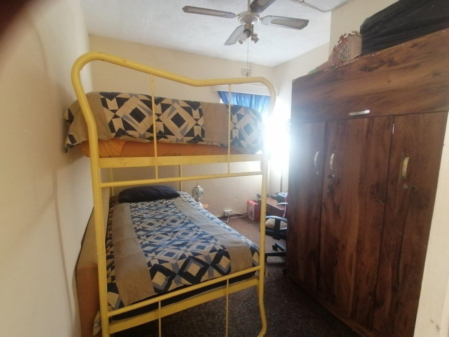 6 Bedroom Property for Sale in Rant En Dal Gauteng