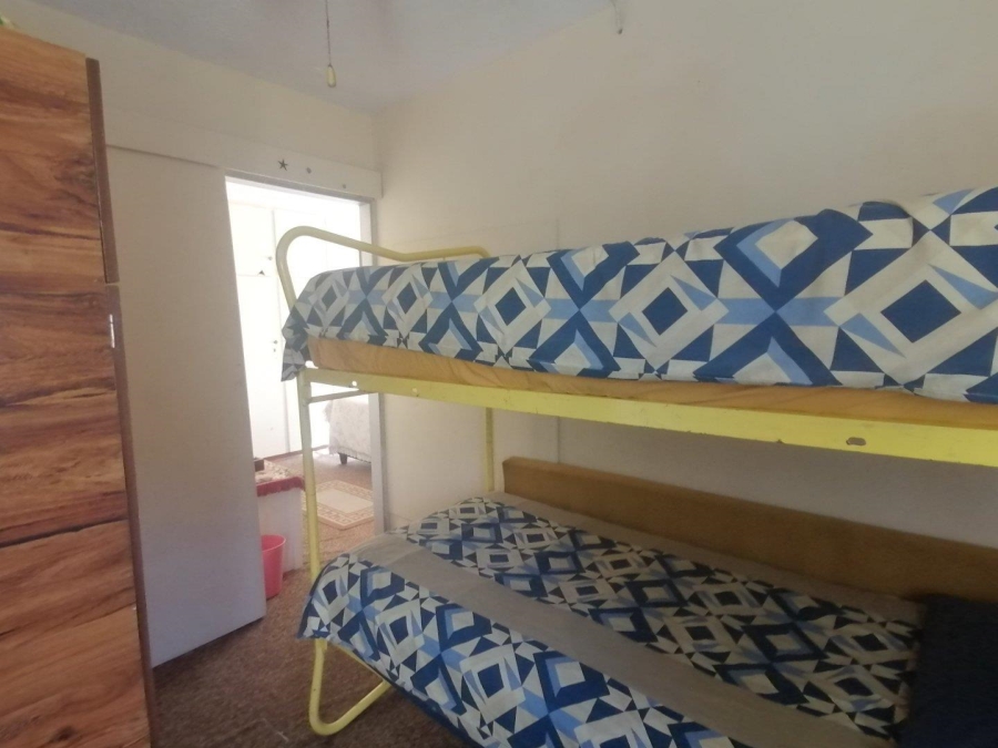 6 Bedroom Property for Sale in Rant En Dal Gauteng