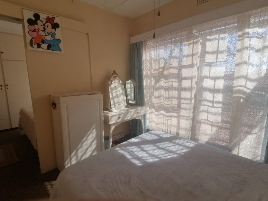 6 Bedroom Property for Sale in Rant En Dal Gauteng