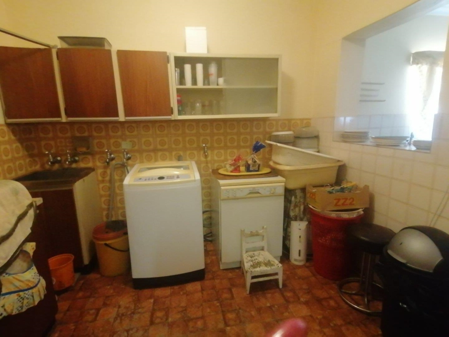 6 Bedroom Property for Sale in Rant En Dal Gauteng