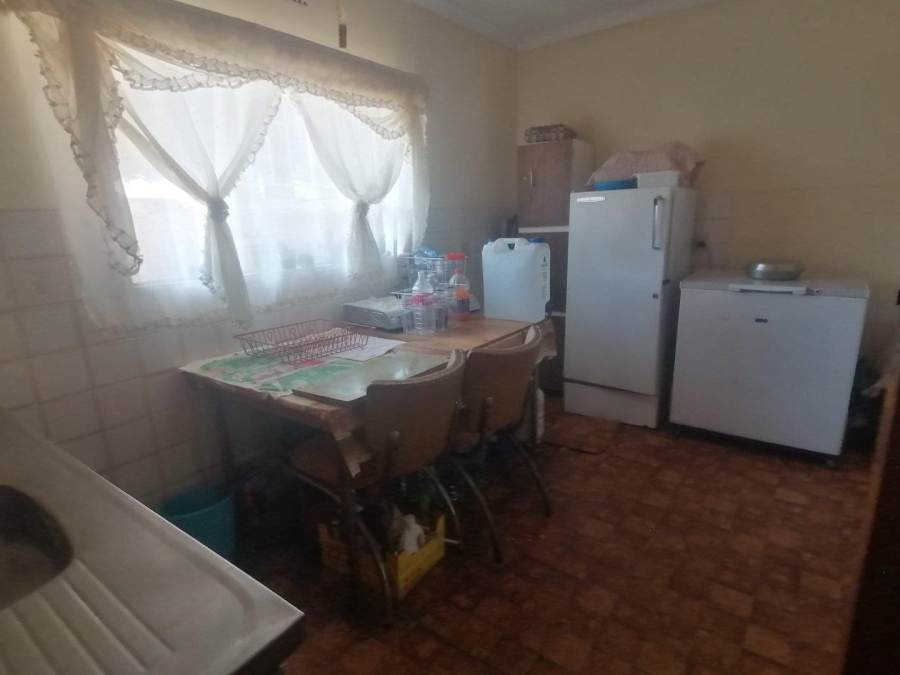 6 Bedroom Property for Sale in Rant En Dal Gauteng