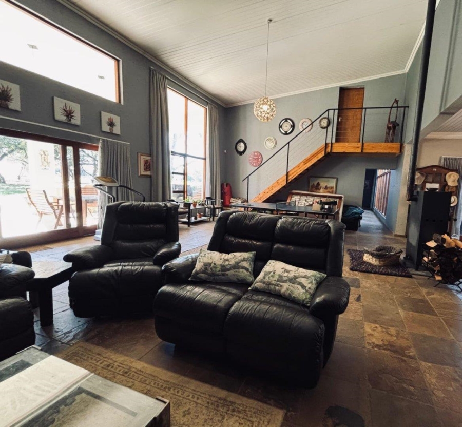 6 Bedroom Property for Sale in Wheatlands A H Gauteng