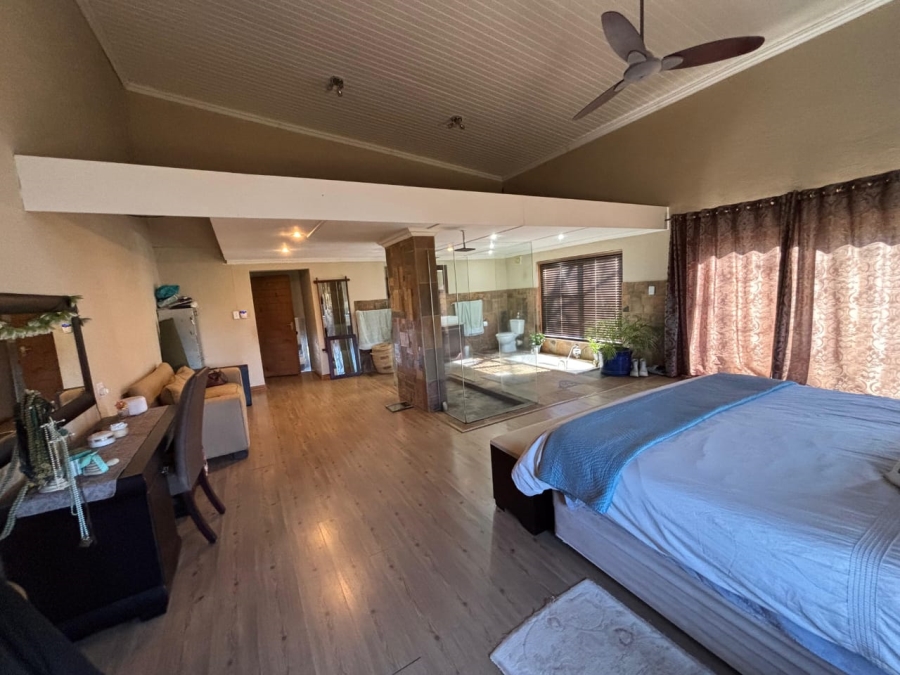 6 Bedroom Property for Sale in Wheatlands A H Gauteng