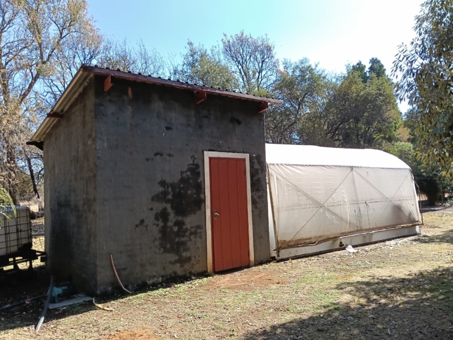 6 Bedroom Property for Sale in Wheatlands A H Gauteng