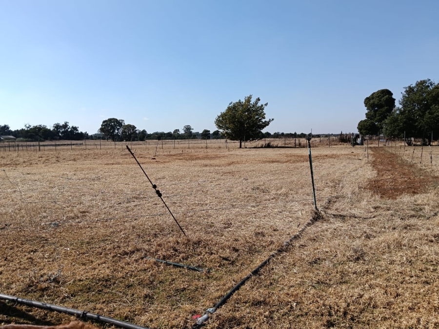 6 Bedroom Property for Sale in Wheatlands A H Gauteng