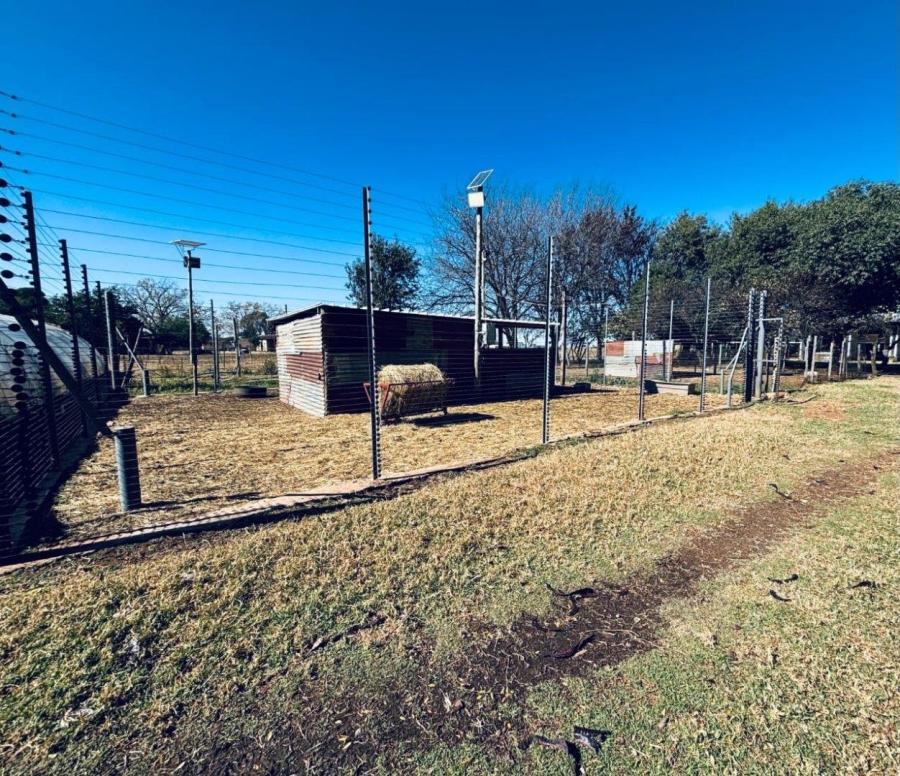 6 Bedroom Property for Sale in Wheatlands A H Gauteng