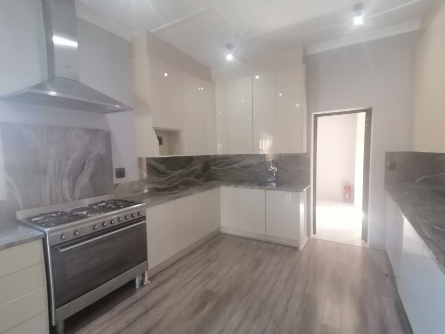 4 Bedroom Property for Sale in Monument Gauteng