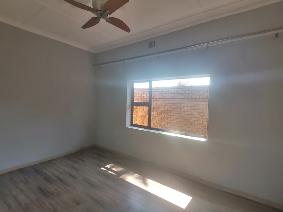 4 Bedroom Property for Sale in Monument Gauteng