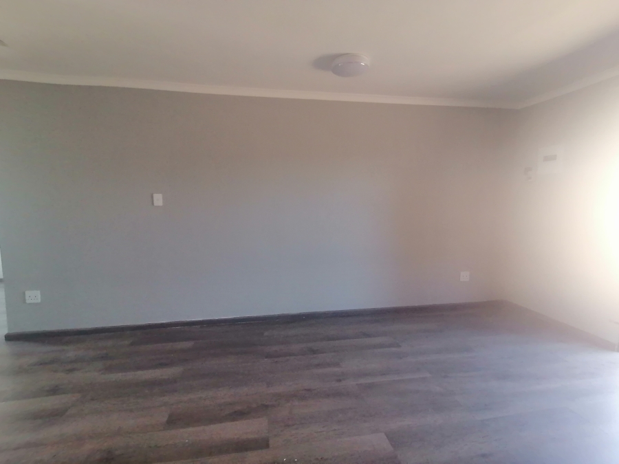 4 Bedroom Property for Sale in Monument Gauteng