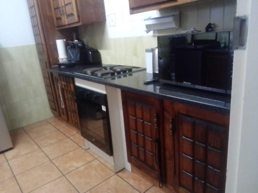 1 Bedroom Property for Sale in Lewisham Gauteng