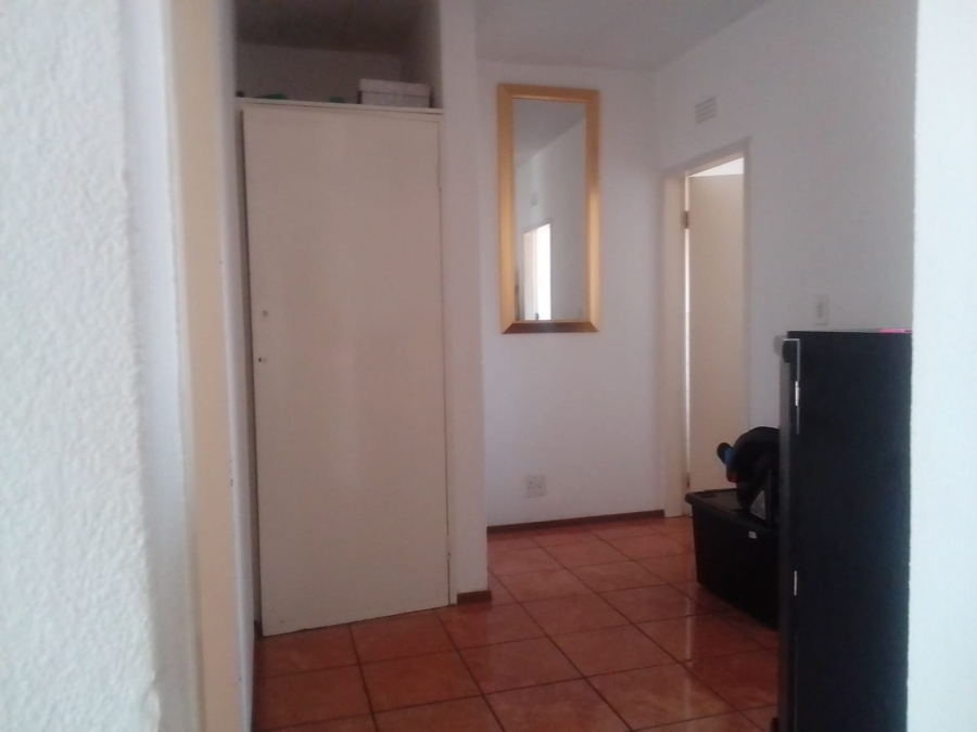 1 Bedroom Property for Sale in Lewisham Gauteng