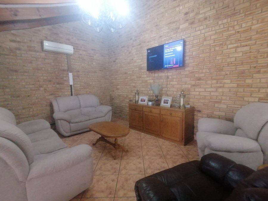 3 Bedroom Property for Sale in Noordheuwel Gauteng