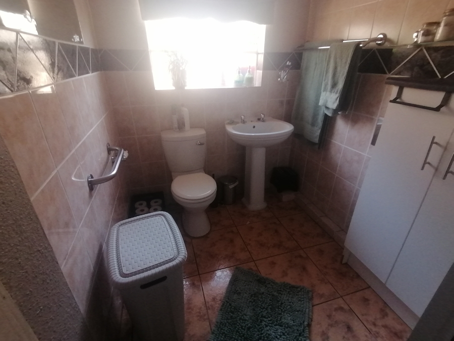 3 Bedroom Property for Sale in Noordheuwel Gauteng
