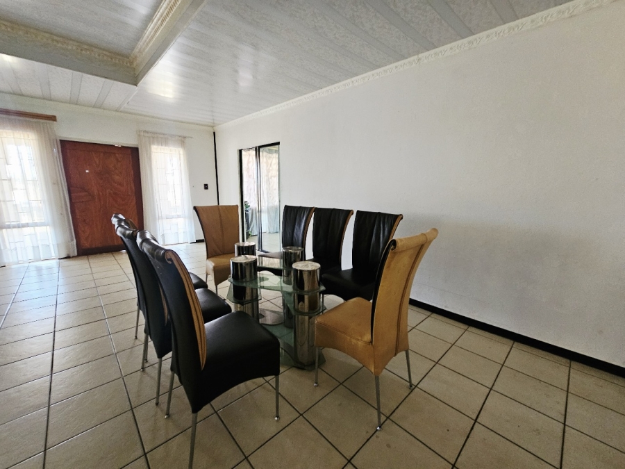 5 Bedroom Property for Sale in Hillside Gauteng