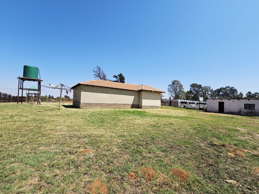 5 Bedroom Property for Sale in Hillside Gauteng