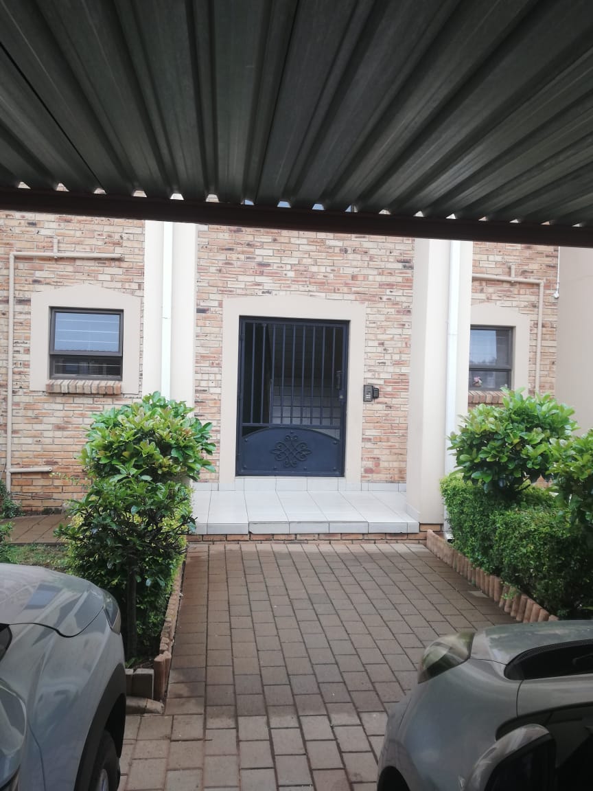 2 Bedroom Property for Sale in Randpoort Gauteng