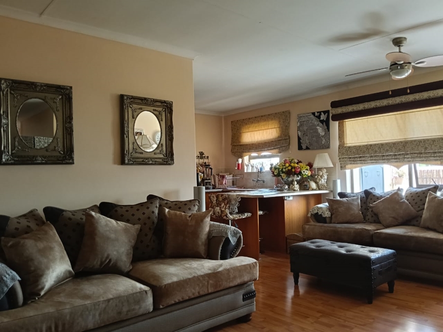 2 Bedroom Property for Sale in Randpoort Gauteng