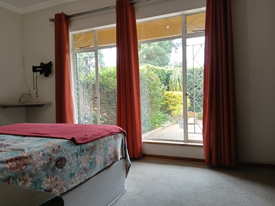 2 Bedroom Property for Sale in Greenhills Gauteng