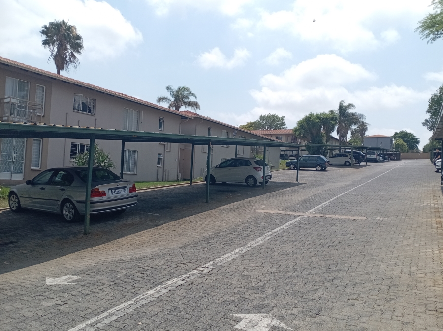 2 Bedroom Property for Sale in Radiokop Gauteng