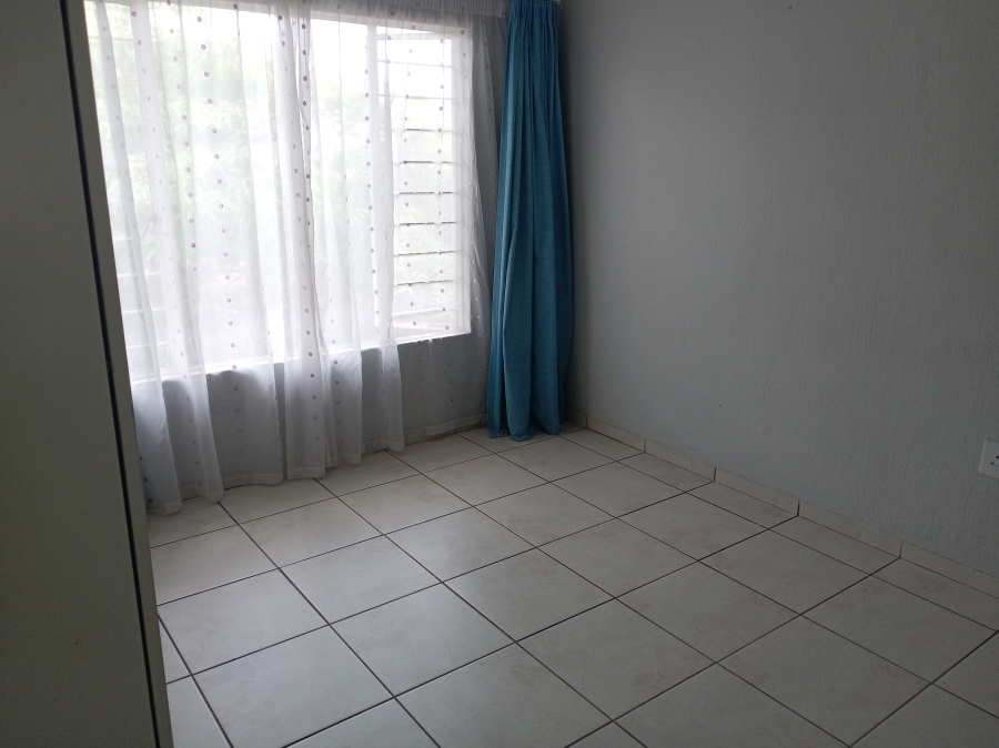 2 Bedroom Property for Sale in Radiokop Gauteng