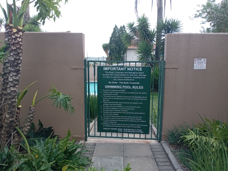 2 Bedroom Property for Sale in Radiokop Gauteng