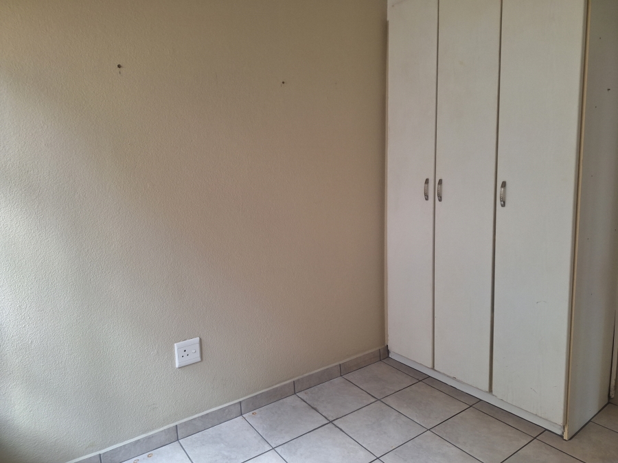 2 Bedroom Property for Sale in Rangeview Gauteng
