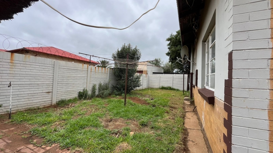 4 Bedroom Property for Sale in Venterspos Gauteng