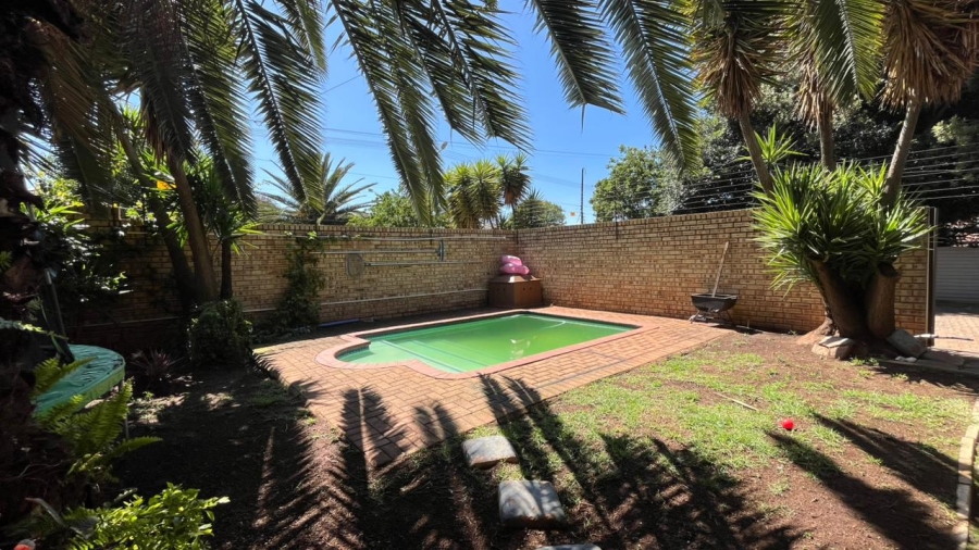 3 Bedroom Property for Sale in Greenhills Gauteng