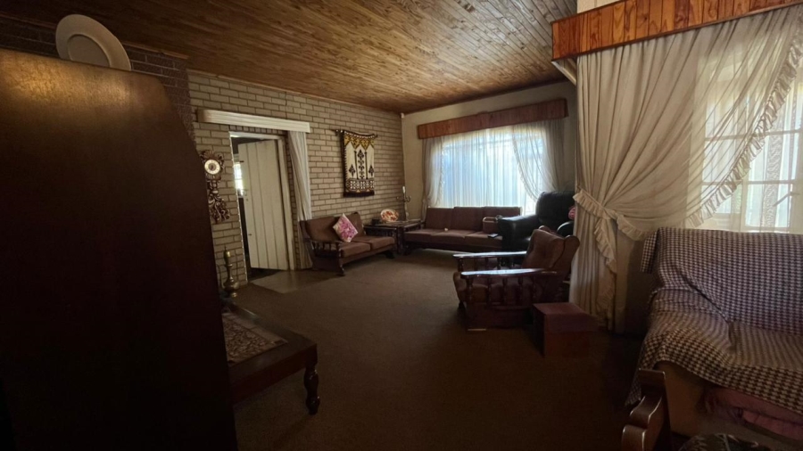 4 Bedroom Property for Sale in Greenhills Gauteng