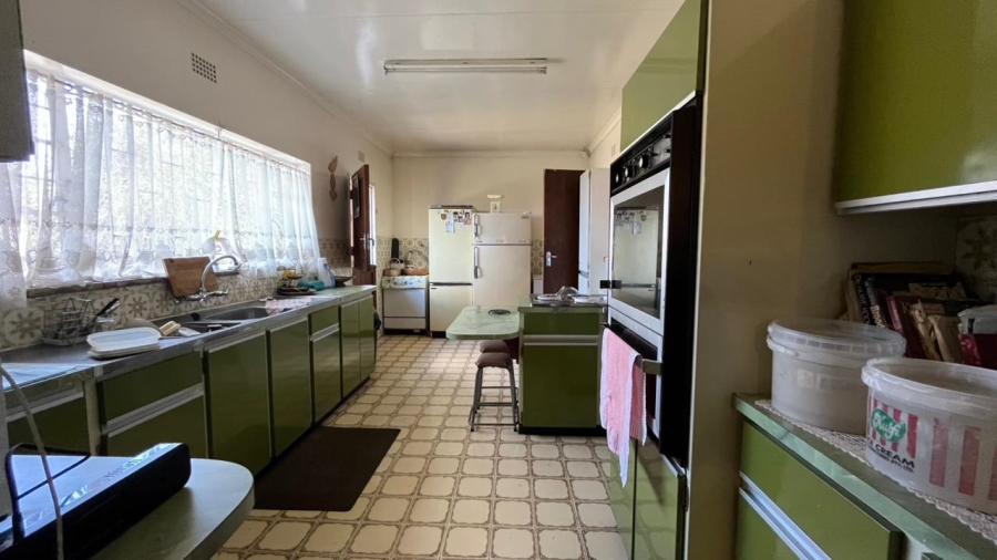 4 Bedroom Property for Sale in Greenhills Gauteng