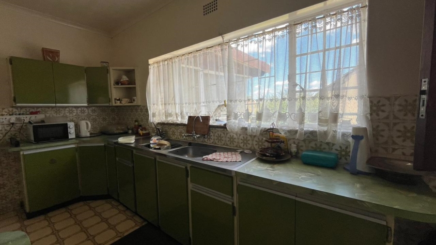 4 Bedroom Property for Sale in Greenhills Gauteng