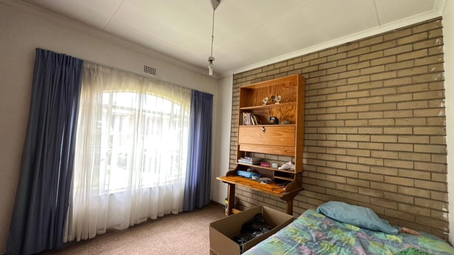 4 Bedroom Property for Sale in Greenhills Gauteng