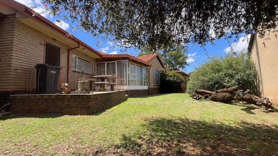 4 Bedroom Property for Sale in Greenhills Gauteng