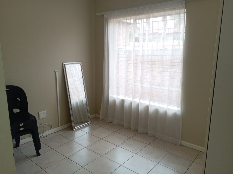 3 Bedroom Property for Sale in Weltevreden Park Gauteng