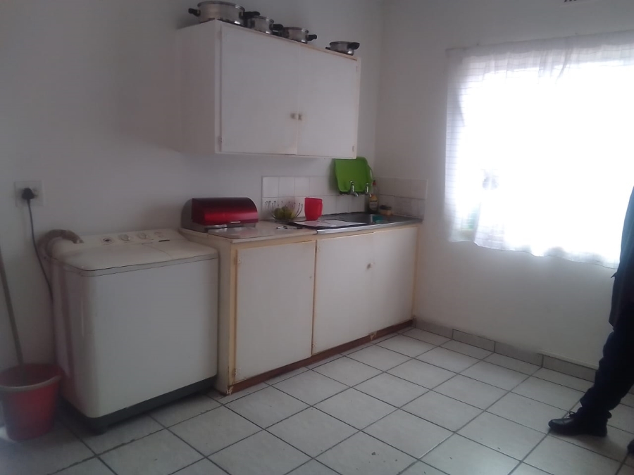 2 Bedroom Property for Sale in Lewisham Gauteng