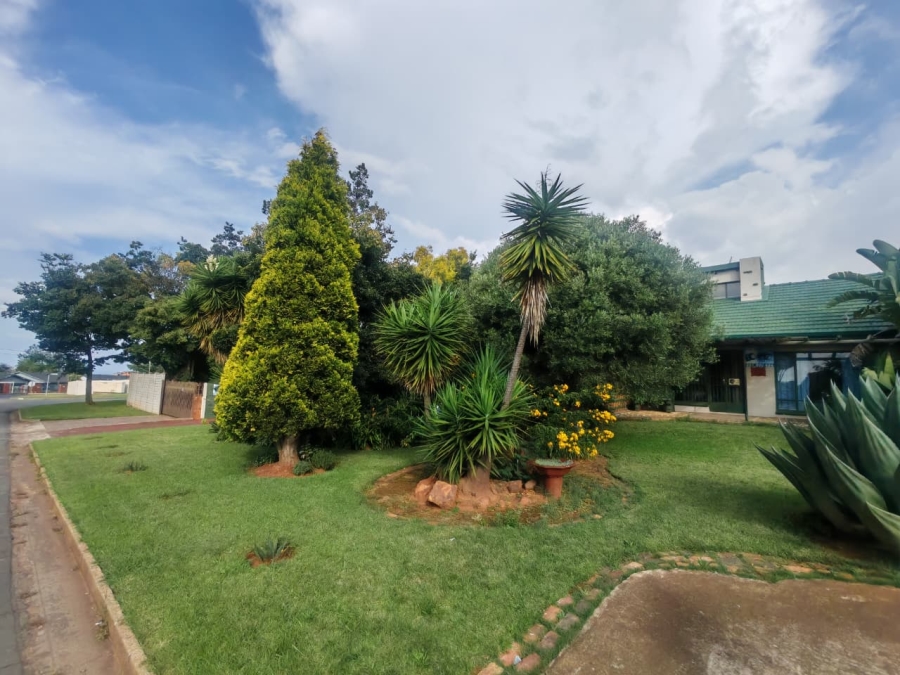 3 Bedroom Property for Sale in Silverfields Gauteng