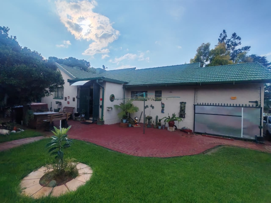 3 Bedroom Property for Sale in Silverfields Gauteng